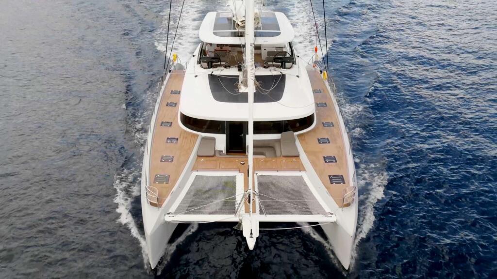 Lagoon Sixty 5 TriWing Endor