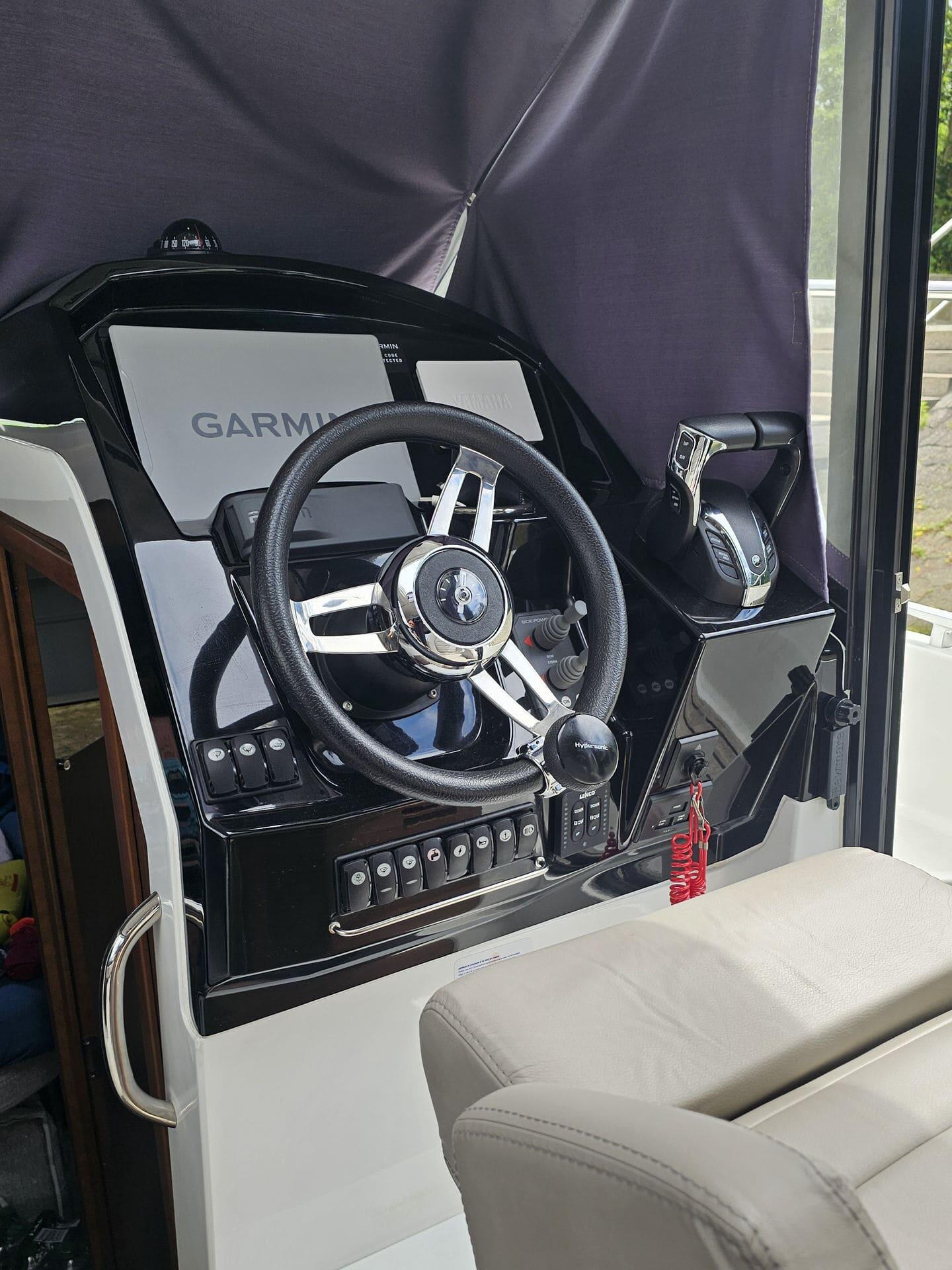 Merry Fisher 895 Offshore Jonnis