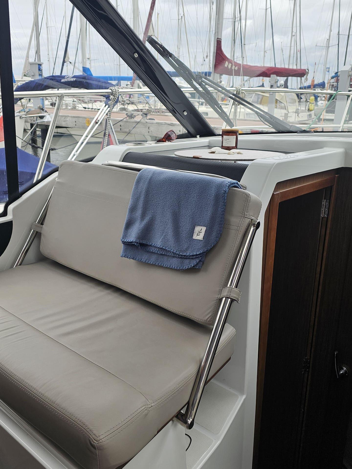 Merry Fisher 895 Offshore Jonnis