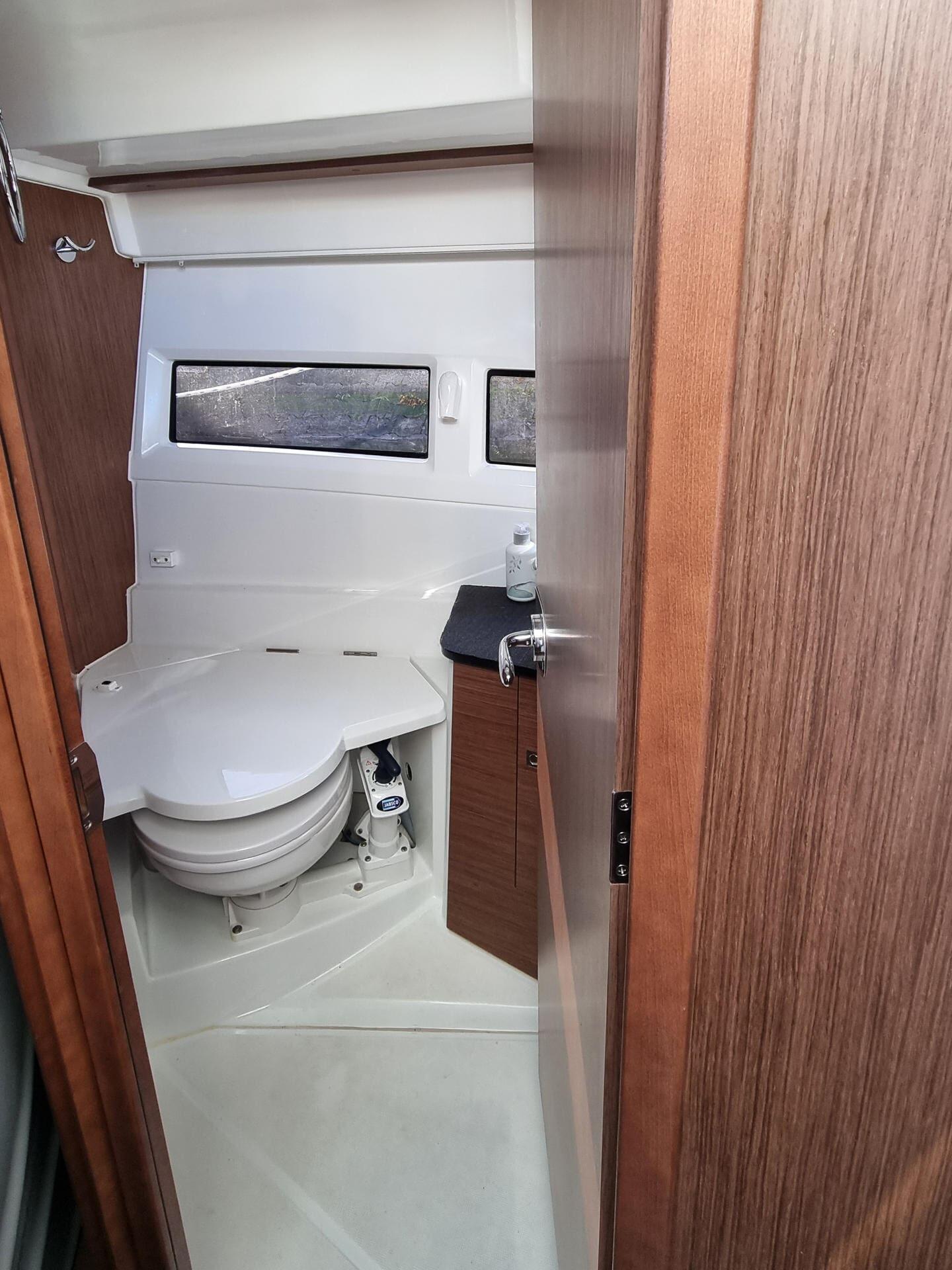 Merry Fisher 895 Offshore Jonnis