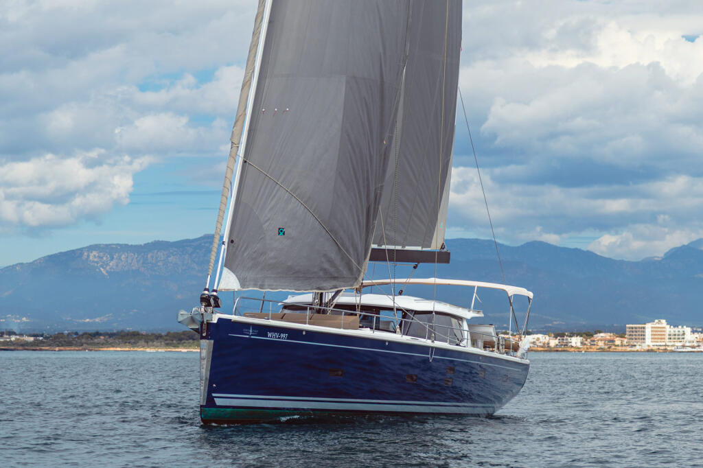 Moody 54 DS Adventuro