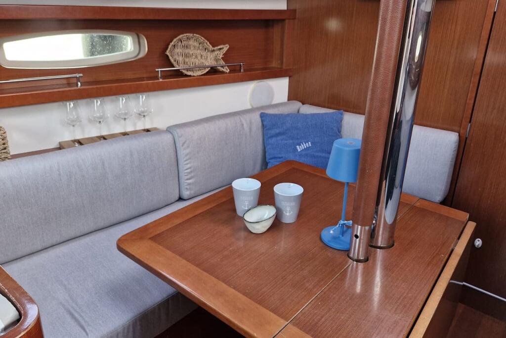 Oceanis 31 Robben