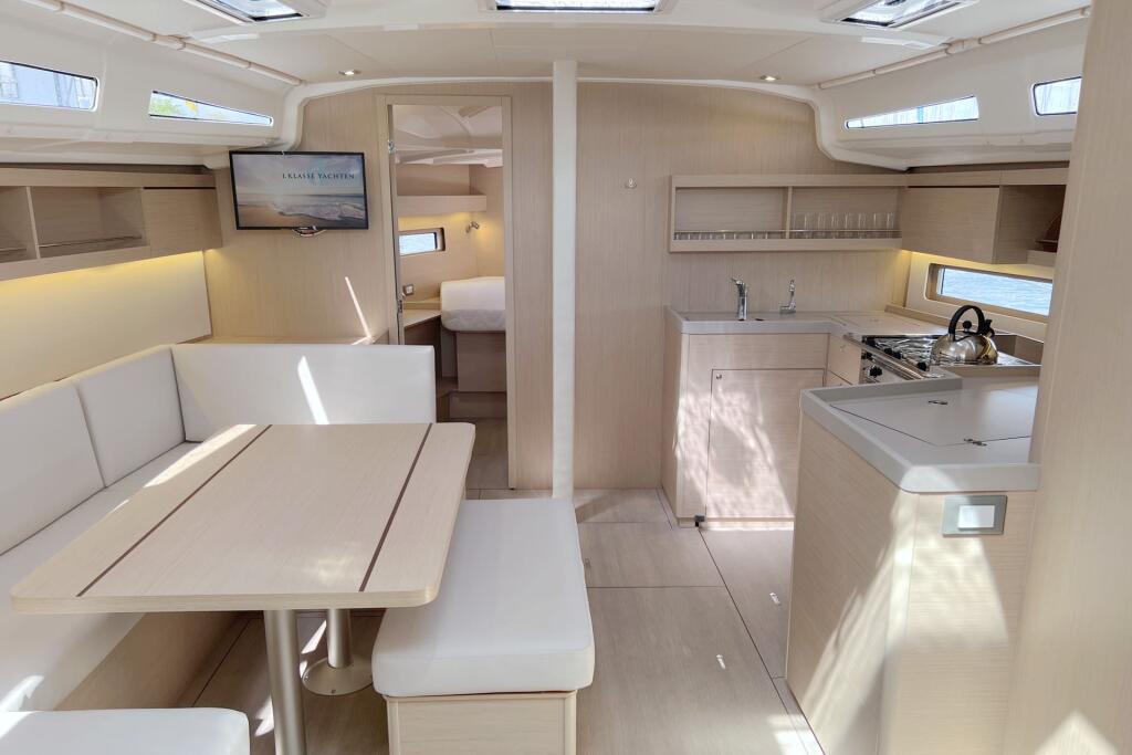 Oceanis 40.1 Raya