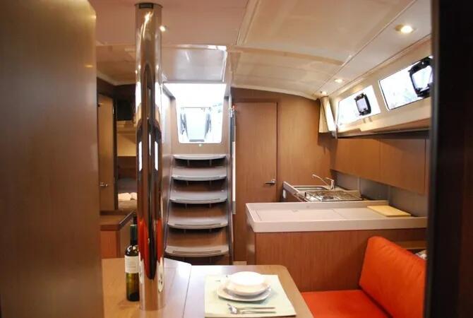 Oceanis 41.1 Alma