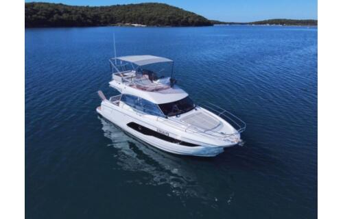 Prestige 420 Prestige 420 Fly