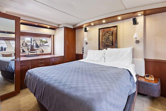 Sea Ray 60 Sundancer Parr T On