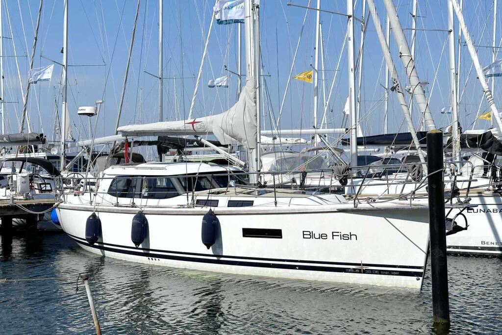 Sirius 35 DS Blue Fish