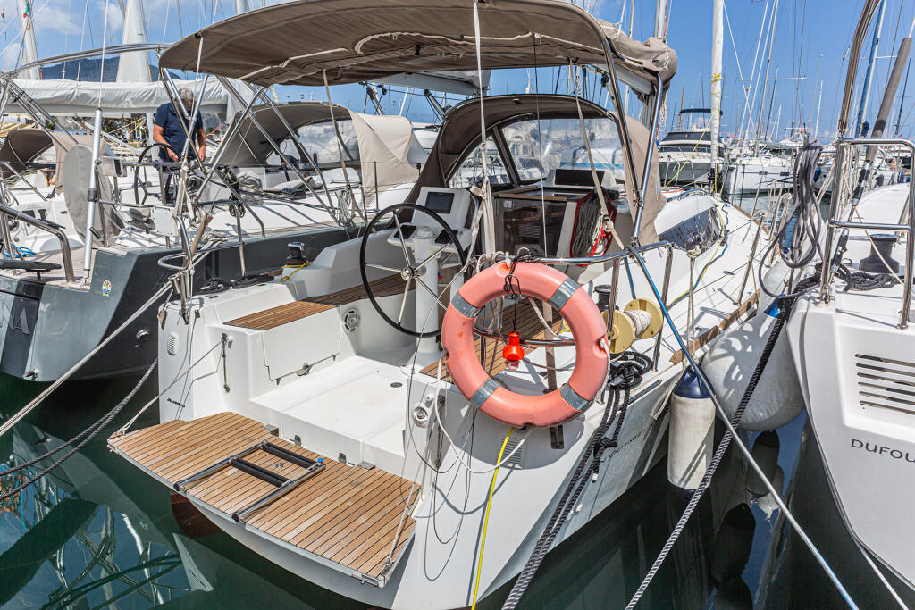Sun Odyssey 319 Hija del Viento
