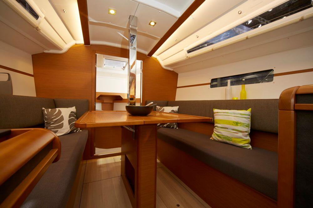 Sun Odyssey 349 Sam