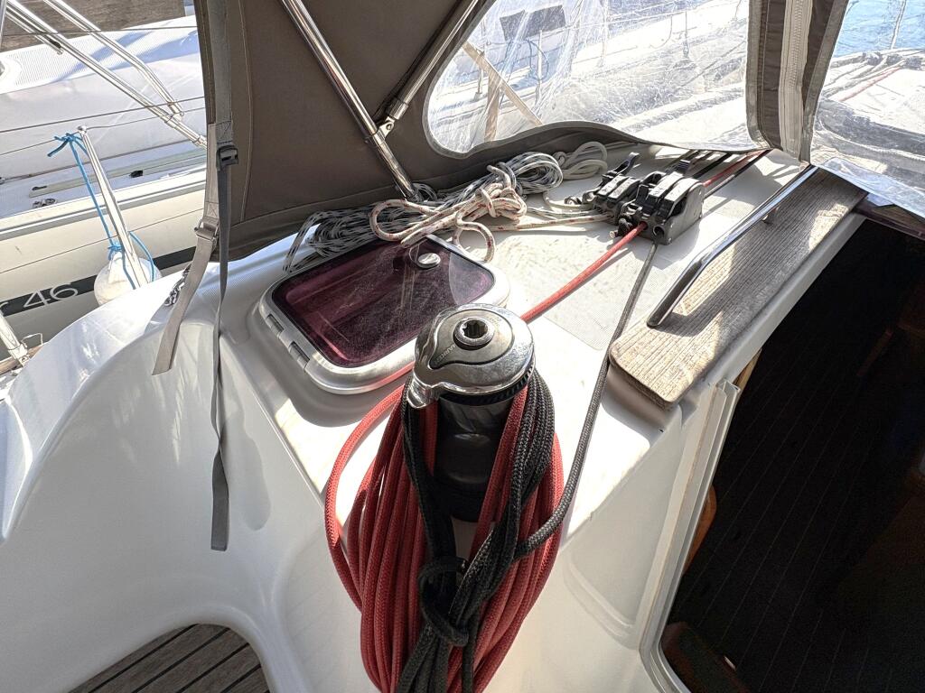 Sun Odyssey 36i Sail Mira