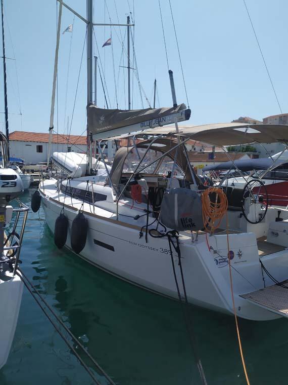 Sun Odyssey 389 živjelli