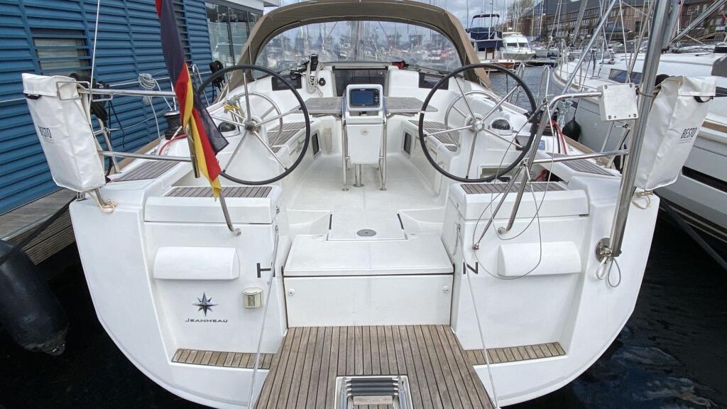 Sun Odyssey 409 Rocky
