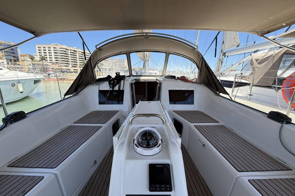 Sun Odyssey 410 Titzi