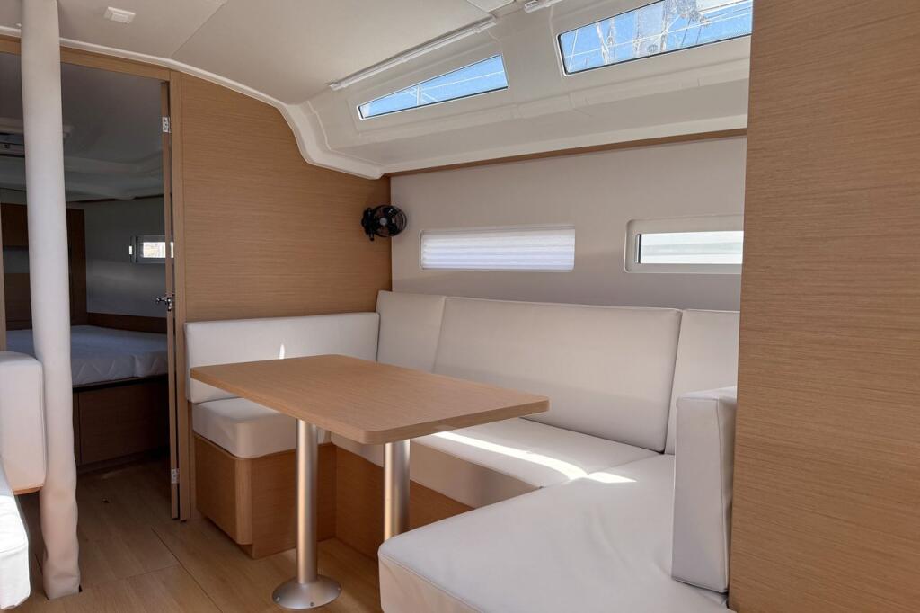Sun Odyssey 410 Titzi