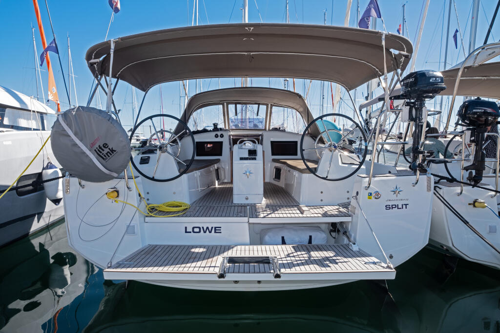 Sun Odyssey 410 Lowe