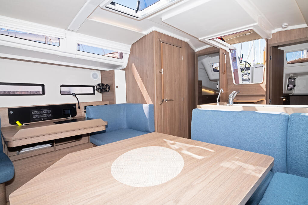 Sun Odyssey 415 Thalassa Nova