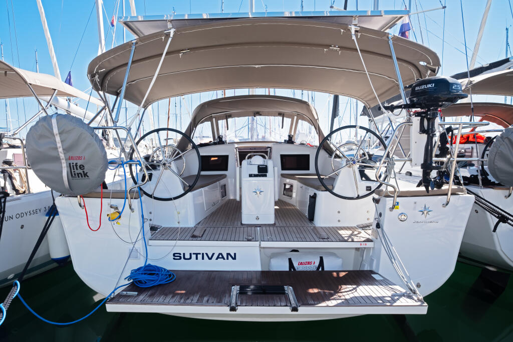 Sun Odyssey 415 Sutivan