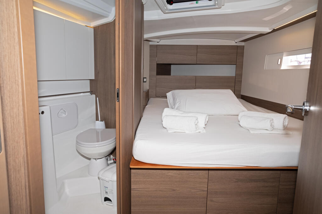 Sun Odyssey 415 Sutivan