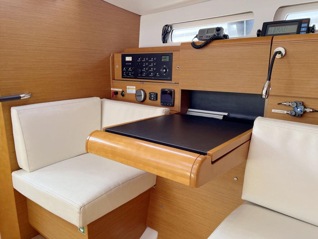 Sun Odyssey 439 Chuck