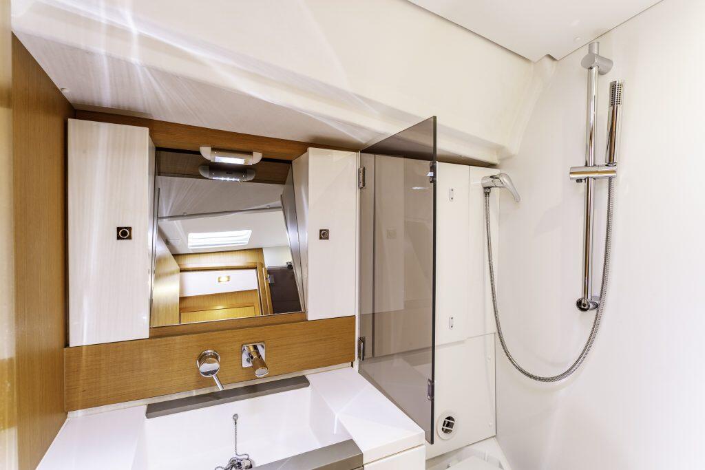 Sun Odyssey 44 DS Sea Wolf
