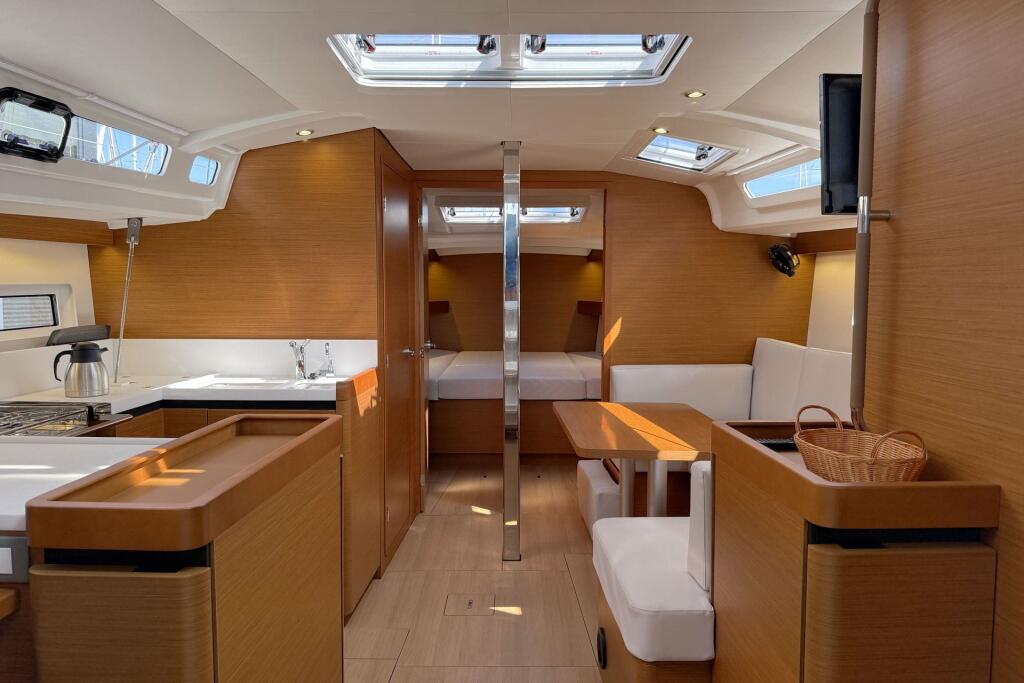 Sun Odyssey 440 Abigail