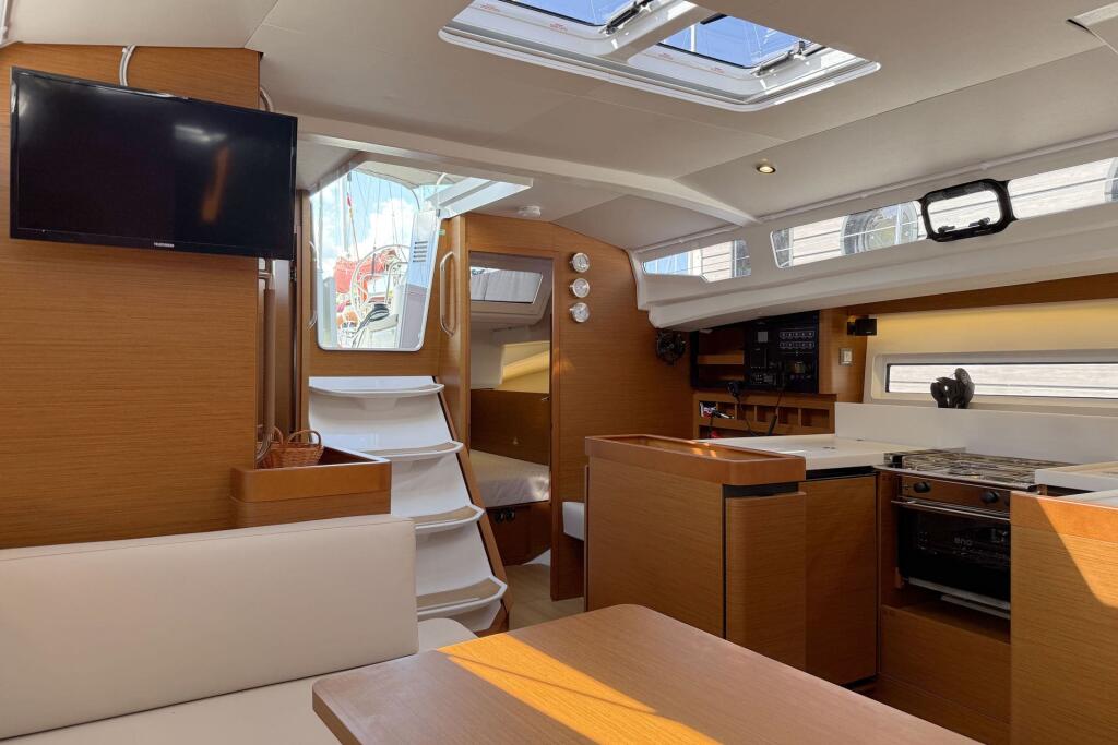 Sun Odyssey 440 Abigail