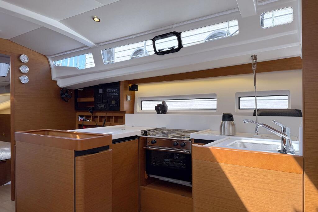 Sun Odyssey 440 Abigail