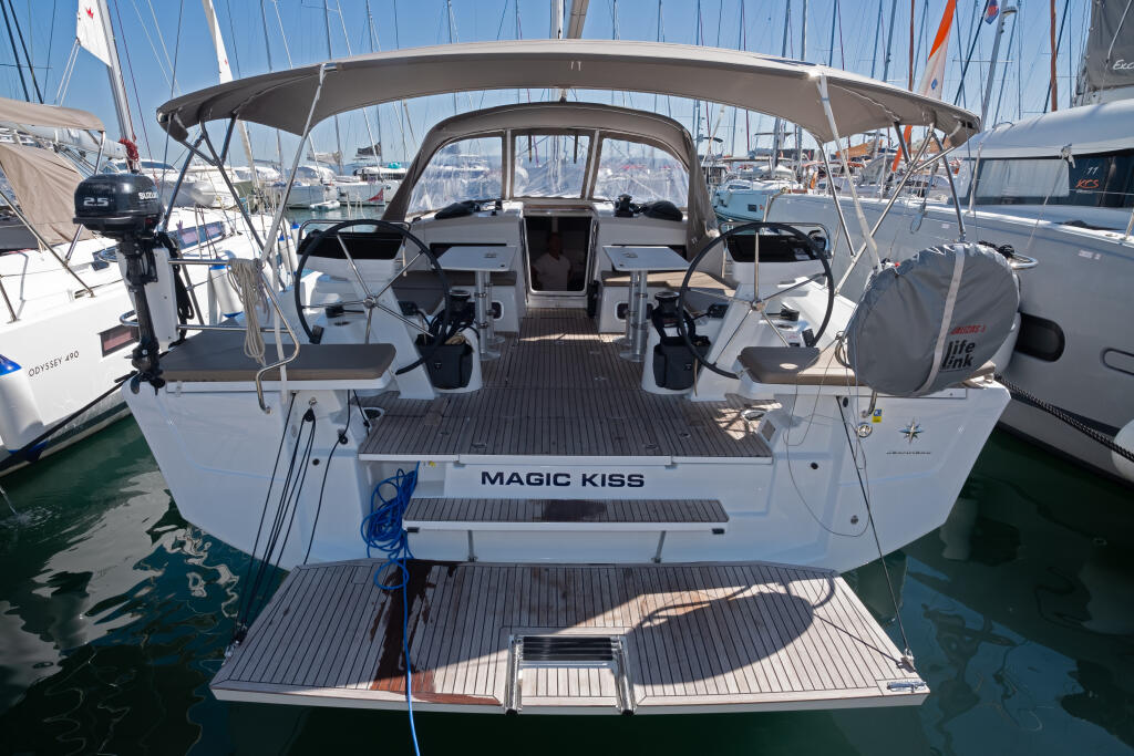 Sun Odyssey 455 Magic Kiss