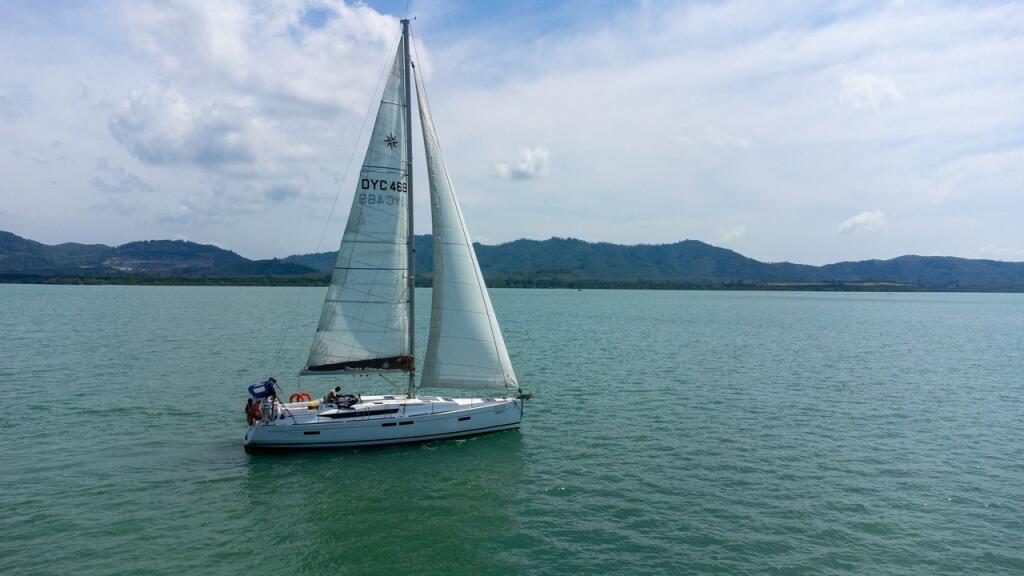 Sun Odyssey 469 Aurora Belle