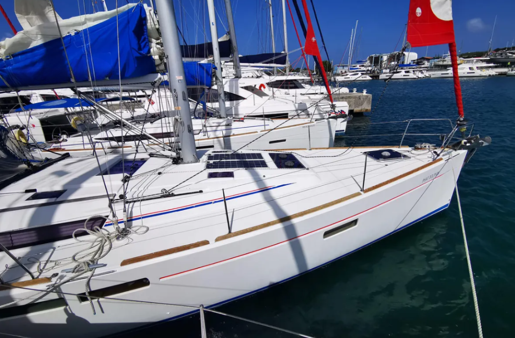 Sun Odyssey 479 Phat Dolphin